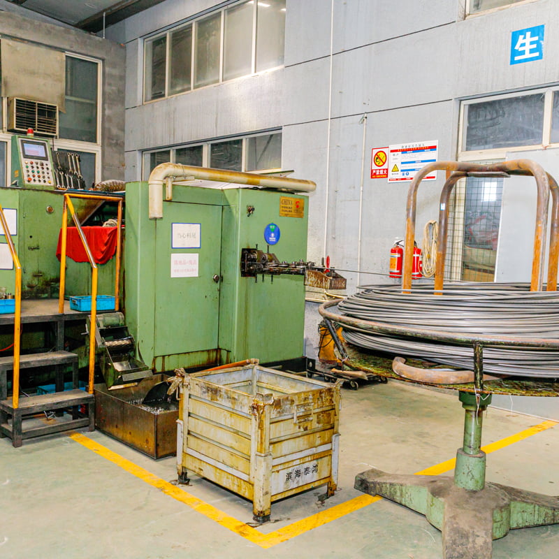 Non-standard-screw-manufacturing